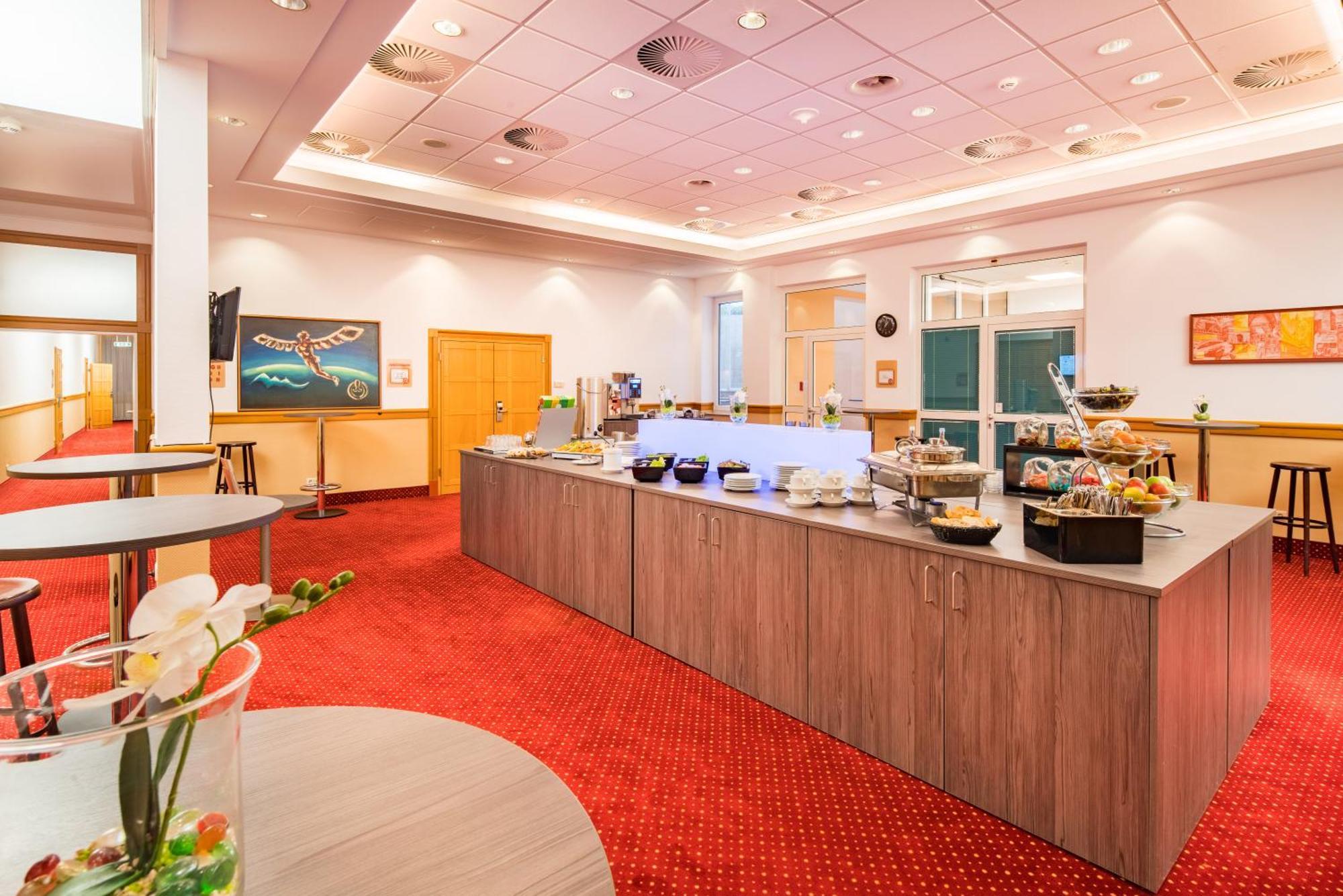 Airways Hotels Frankfurt Airport West Raunheim Exterior photo